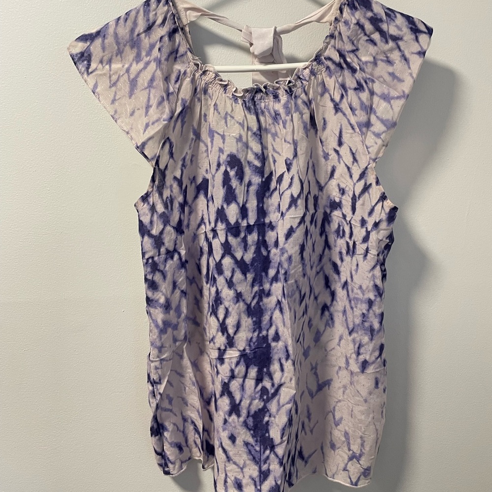 GAP blouse with tie back